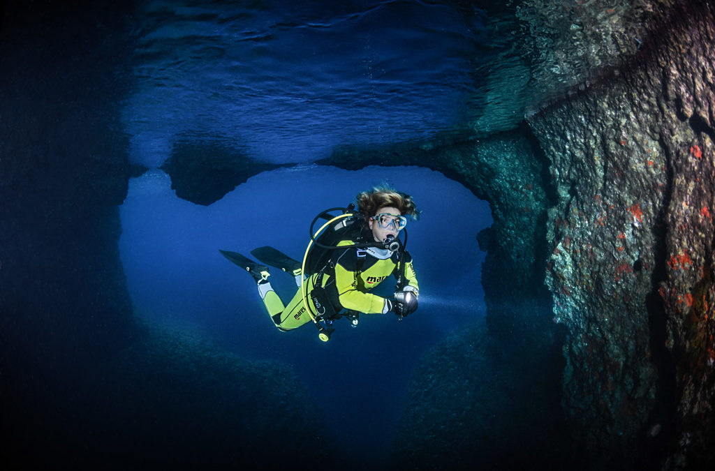 Barlangi merülés tanfolyam (Cavern Diving)