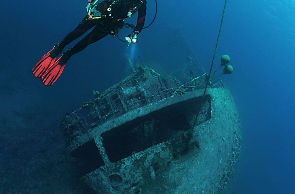 Roncsmerülő tanfolyam (Wreck Diving)